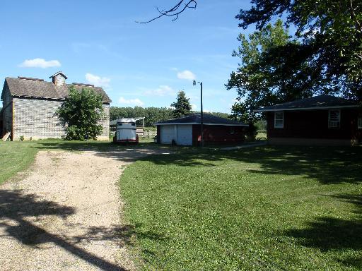 298 Ryan Rd., Harmon, IL 61042