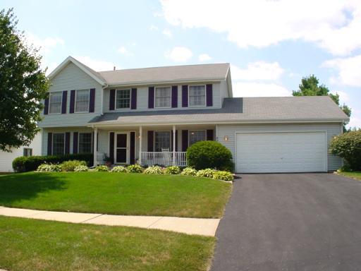938 Candleford Ln., Rockford, IL 61108