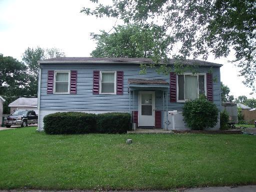 325 Hickory Ave., Romeoville, IL 60441