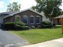 525 Kenmore Ave., Addison, IL 60101