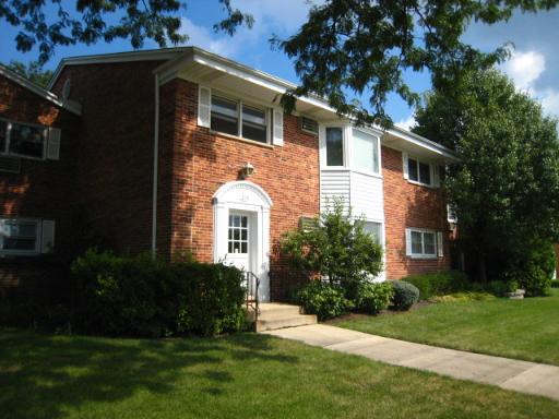 215 N Ridge Ave. #2F, Arlington Heights, IL 60005