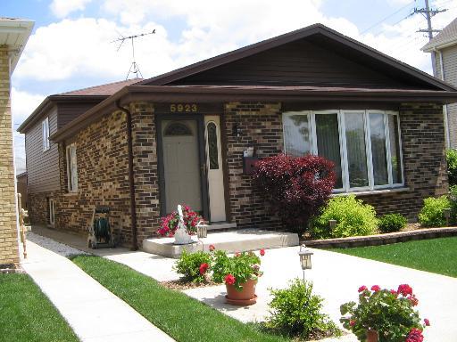 [Address Hidden by Seller], Chicago, IL 60638