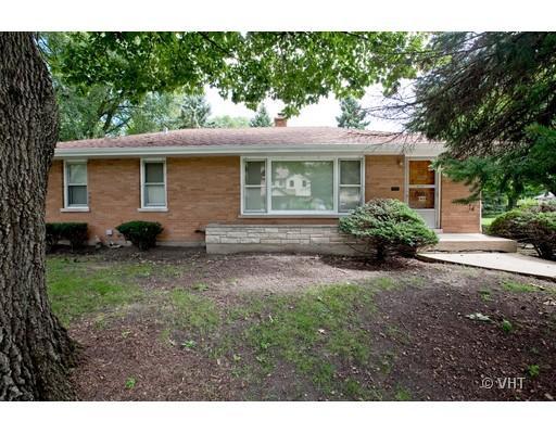 5721 Middaugh Ave., Downers Grove, IL 60516