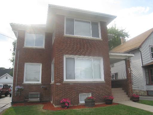 479 Jackson St., Aurora, IL 60505