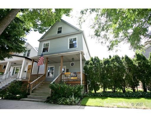 2027 W Berteau Ave., Chicago, IL 60618