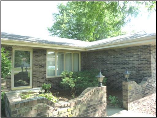 4281 St. Malo Rd., Rockford, IL 61101