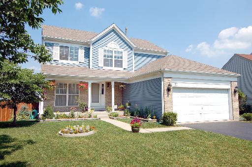 30 W Dahlia Ln., Round Lake, IL 60073