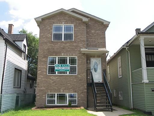 8025 S Saginaw Ave., Chicago, IL 60617