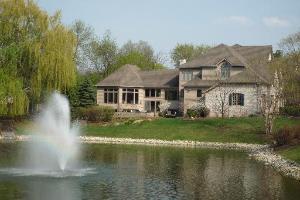 1561 Camden Pl., Wheaton, IL 60189