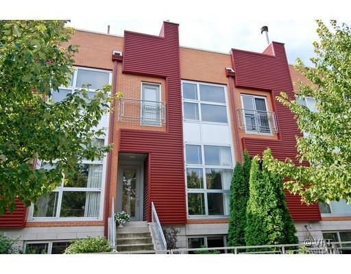 2147 W Churchill St., Chicago, IL 60647
