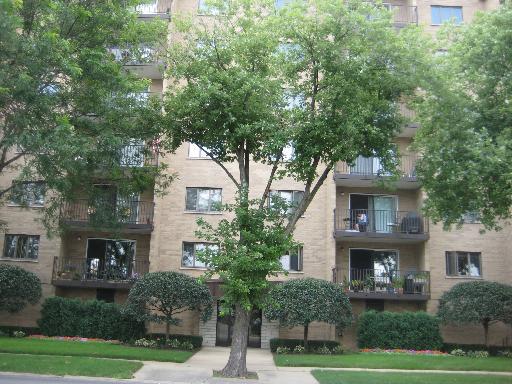 700 Graceland Ave. #603, Des Plaines, IL 60016