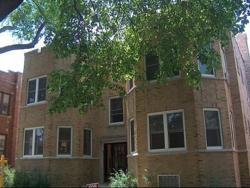 6738 N Campbell Ave., Chicago, IL 60645