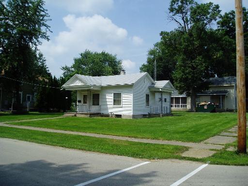 211 E Second St., Sandwich, IL 60548