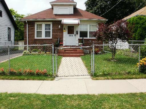 924 Butrick Ave., Waukegan, IL 60085