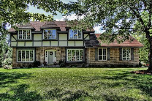 19 Pheasant Run, Hawthorn Woods, IL 60047