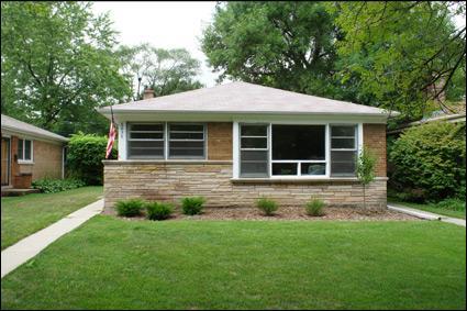8838 Ewing Ave., Evanston, IL 60203