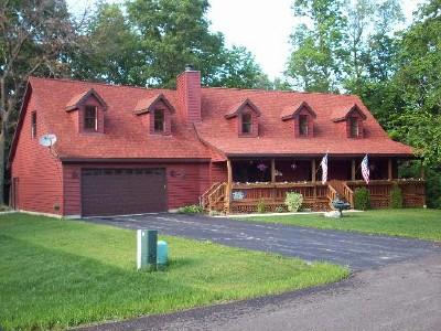 10566 Hart Ave., Beach Park, IL 60087