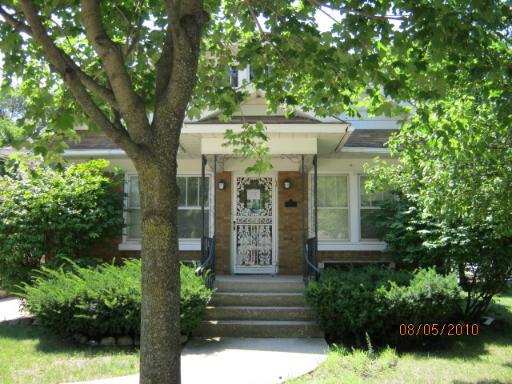 661 Addison St., Elgin, IL 60120