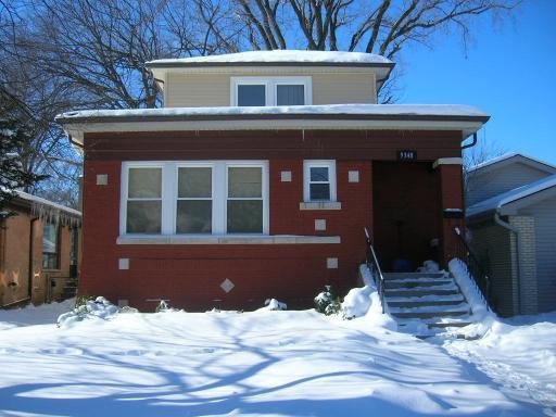 9348 N Karlov St., Skokie, IL 60076