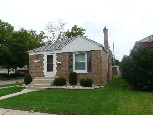 5201 S Luna Ave., Chicago, IL 60638
