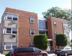 2400 W Balmoral Ave. #3F, Chicago, IL 60625