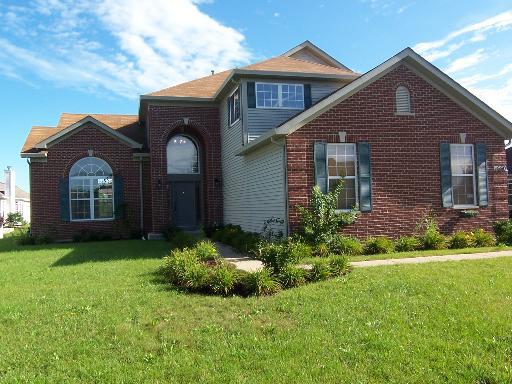 1660 Foster Cir., Algonquin, IL 60102
