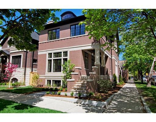 1900 W Bradley St., Chicago, IL 60613