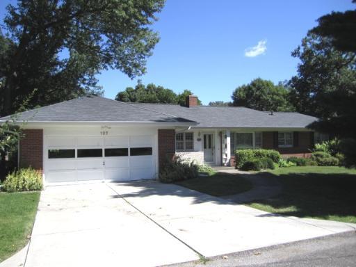 127 Forest Park Rd., Ottawa, IL 61350