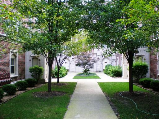 2305 E 70th Pl. #15, Chicago, IL 60649