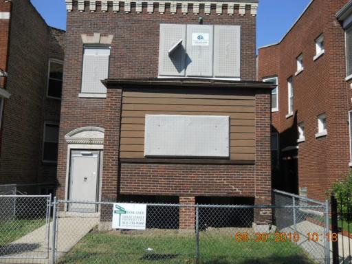 220 N Laporte Ave., Chicago, IL 60644
