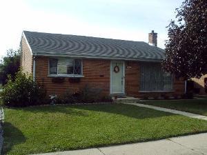 512 Mccarthy St., Lemont, IL 60439