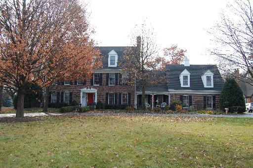 66 Horseshoe Ln., Lemont, IL 60439