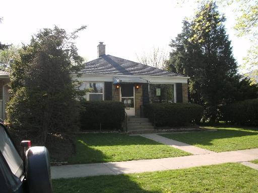 7822 N Kostner Ave., Skokie, IL 60076