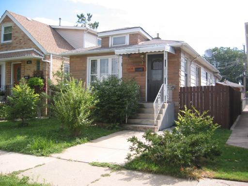 3829 N Plainfield Ave., Chicago, IL 60634