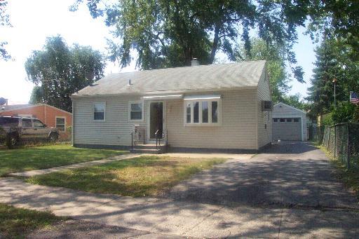 214 Hampshire Ave., Aurora, IL 60505