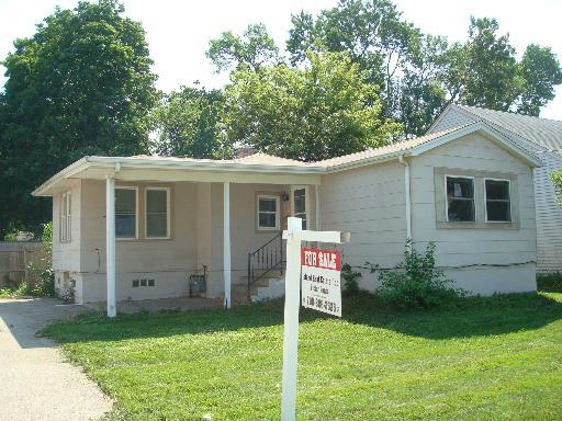 166 Slocum Lake Rd., Wauconda, IL 60084