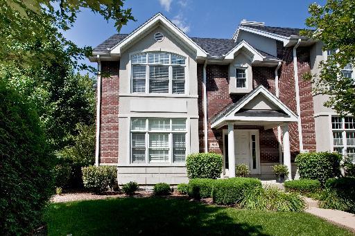 444 Park Ave., Clarendon Hills, IL 60514