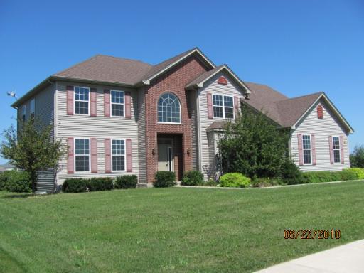 681 Hayden Dr., Yorkville, IL 60560