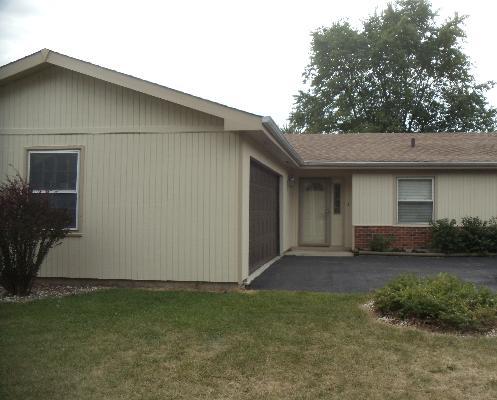 213 Lee Ln., Bolingbrook, IL 60440