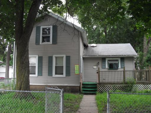 637 Pennsylvania Ave., Aurora, IL 60506