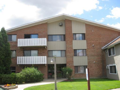 4000 Bayside Dr. #307, Palatine, IL 60074
