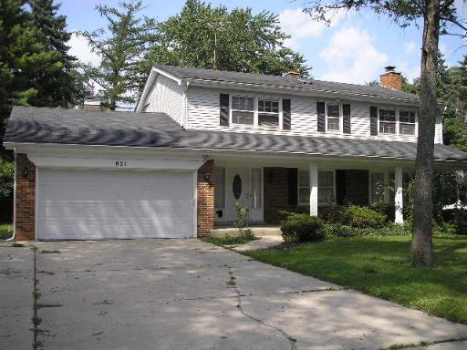 821 Hardin Ave., Aurora, IL 60506