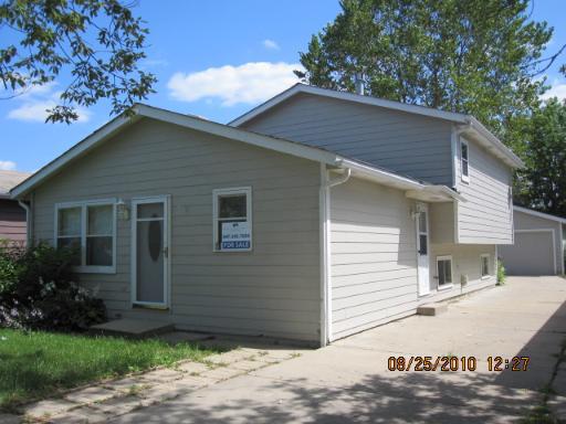 315 Maple Ln., Round Lake, IL 60073
