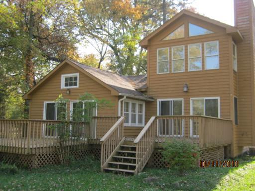2512 Colby Dr., Mchenry, IL 60050