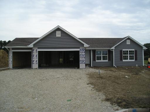 1087 Page Way, Rochelle, IL 61068
