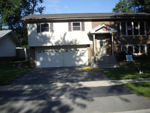 15222 Rob Roy Dr., Oak Forest, IL 60452