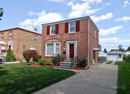 7427 N Odell, Chicago, IL 60631