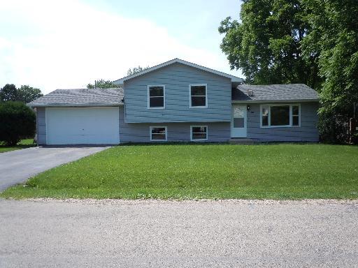 1528 N Williams Ave., Round Lake Beach, IL 60073