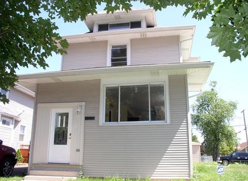 1019 S 7th Ave., Maywood, IL 60153