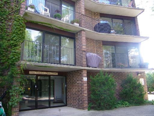 5146 Belden Ave. #1D, Downers Grove, IL 60515